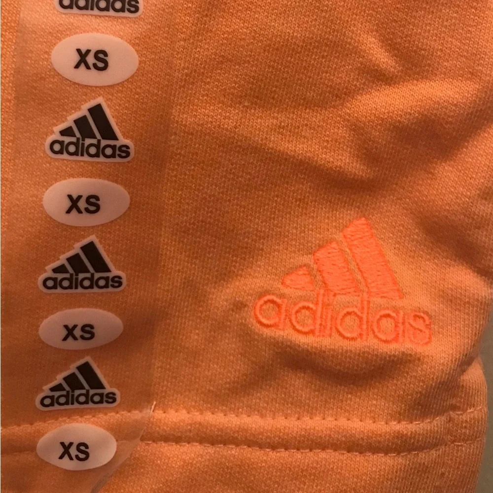 Adidas Women's Coral Athletic Shorts NWT Size XS - Picture 3 of 8